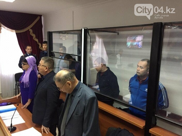 52 узбекистанца сгорели в автобусе: суд в Актобе вынес при..., фото-2 52 узбекистанца сгорели в автобусе: суд в Актобе вынес приговор водителям , фото-2