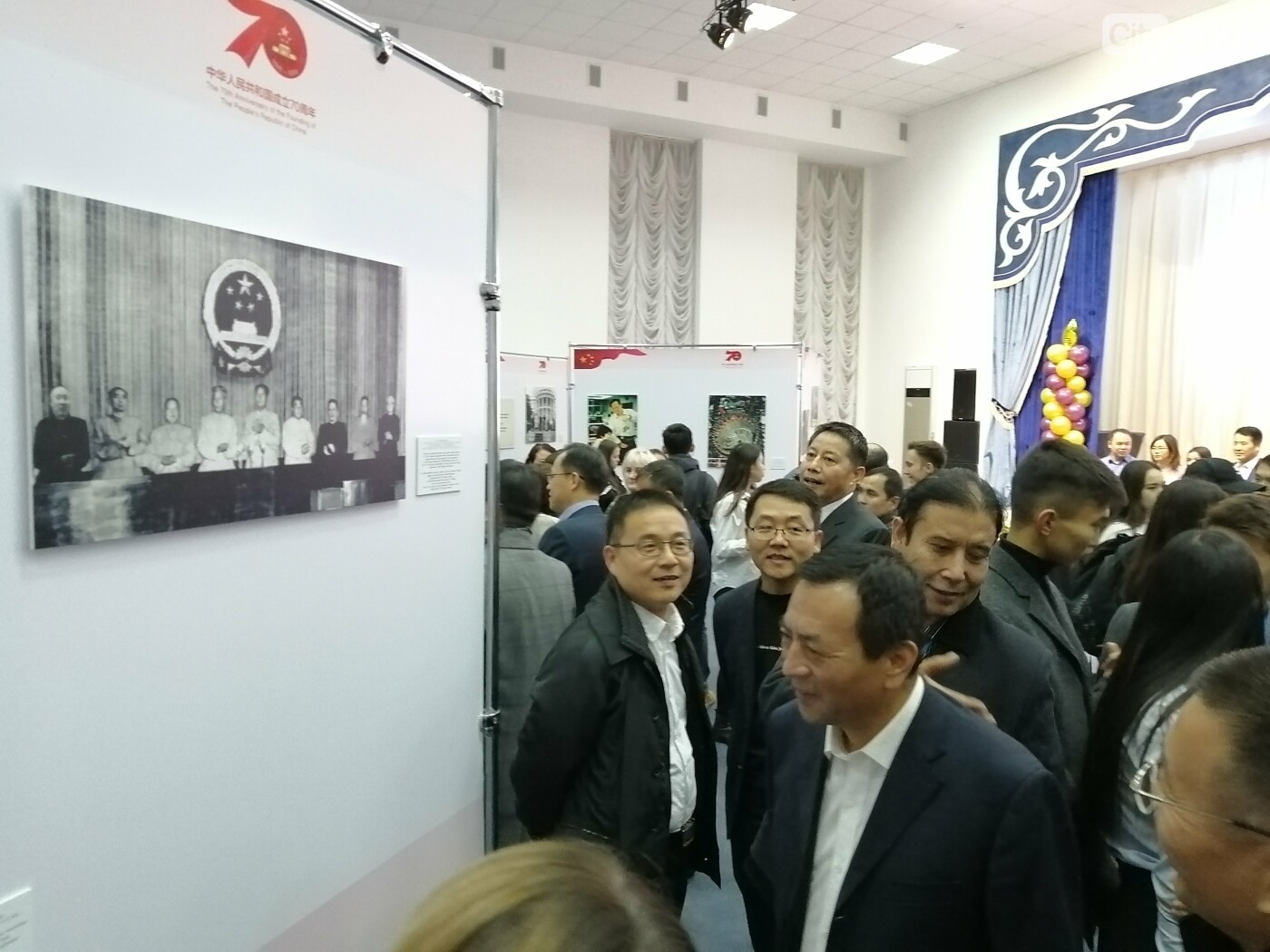 Посол Китая принял участие в открытии фотовыставки в Актобе, фото-1 Посол Китая принял участие в открытии фотовыставки в Актобе, фото-1