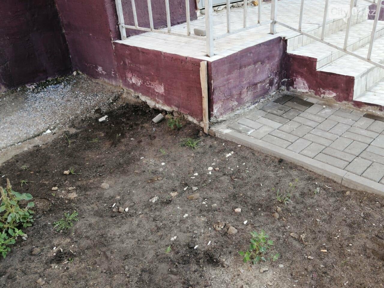 Жильцы дома по программе "Нурлы жол" в Актобе ищут управу н..., фото-1 Жильцы дома по программе "Нурлы жол" в Актобе ищут управу на строителей , фото-1
