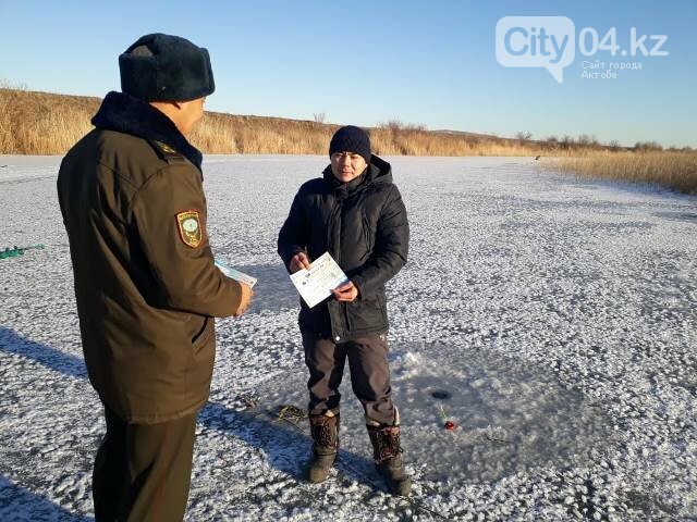 Спасатели в Кобде предупредили рыбаков об осторожности, фото-1 Спасатели в Кобде предупредили рыбаков об осторожности, фото-1