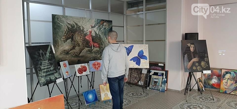 В галерее ArtLab чествовали юных художников, фото-1 В галерее ArtLab чествовали юных художников, фото-1