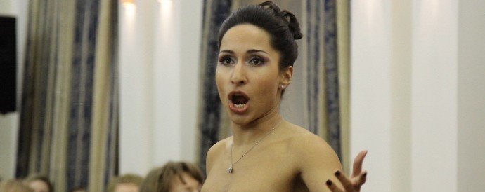 Папа передал россиянам привет