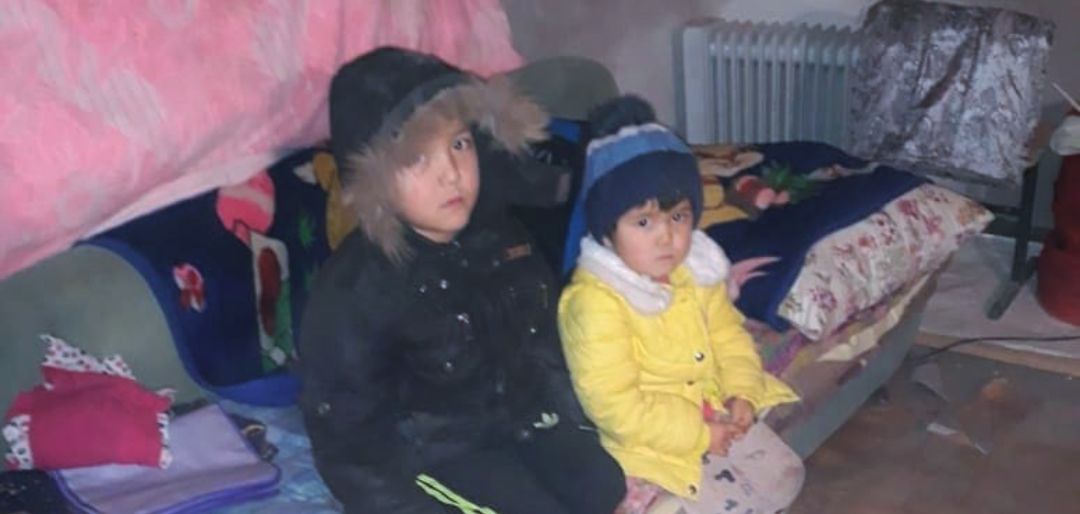 Многодетная семья, пострадавшая от паводка в Актобе живет в невыно... Многодетная семья, пострадавшая от паводка в Актобе живет в невыносимых условиях