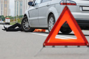 В Актобе женщина с ребенком попали под машину В Актобе женщина с ребенком попали под машину, Сагимбаева Баян